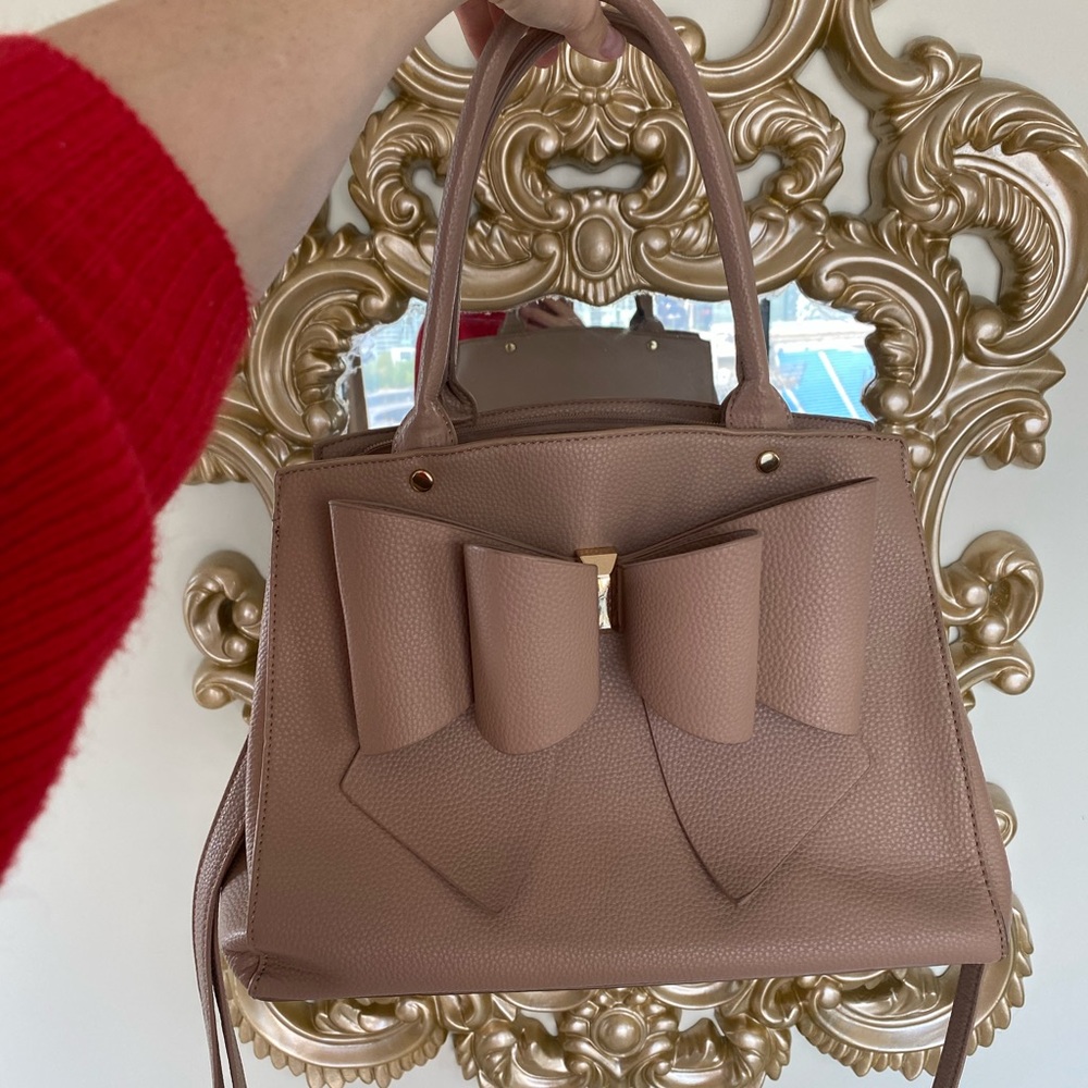 Neutral Bow Bag